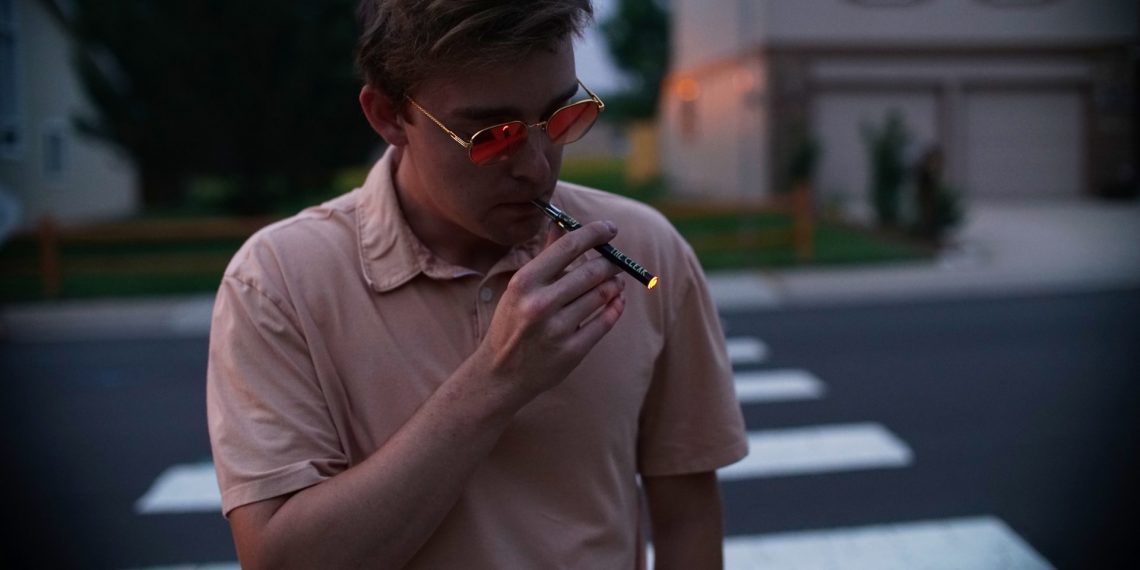 How to Use a Vape Cartridge