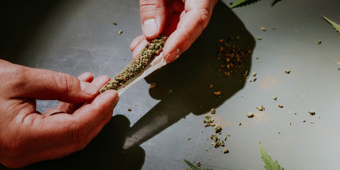 What Are the Best Rolling Paper Alternatives?