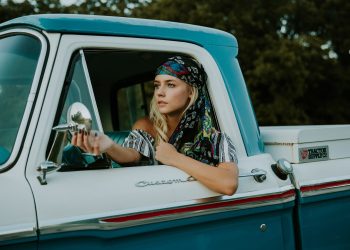 How to Get Weed Smell Out of Car?