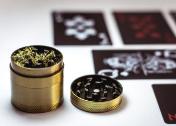 How to Grind Weed Without A Grinder?
