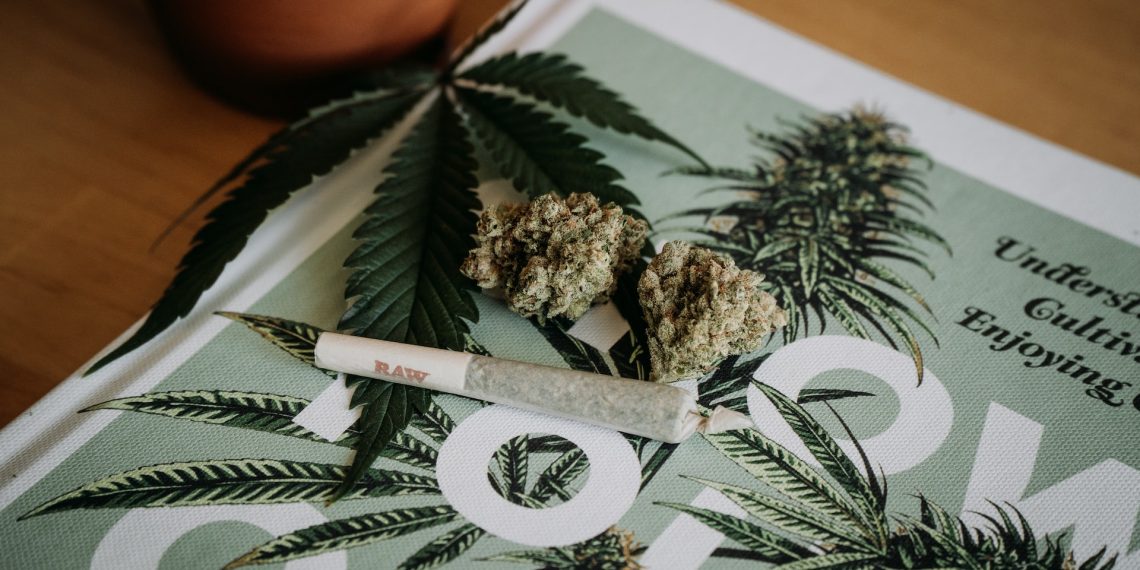 How to Sober Up From Weed | 10+ Ways to Sober Up  From Weed